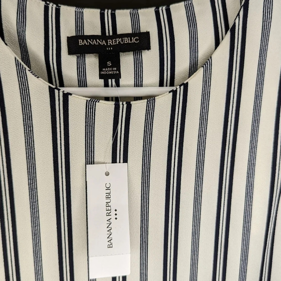 Banana Republic‎ Women's Striped Fit & Flare Asymmetrical Midi Sleeveless Dress - Picture 3 of 6